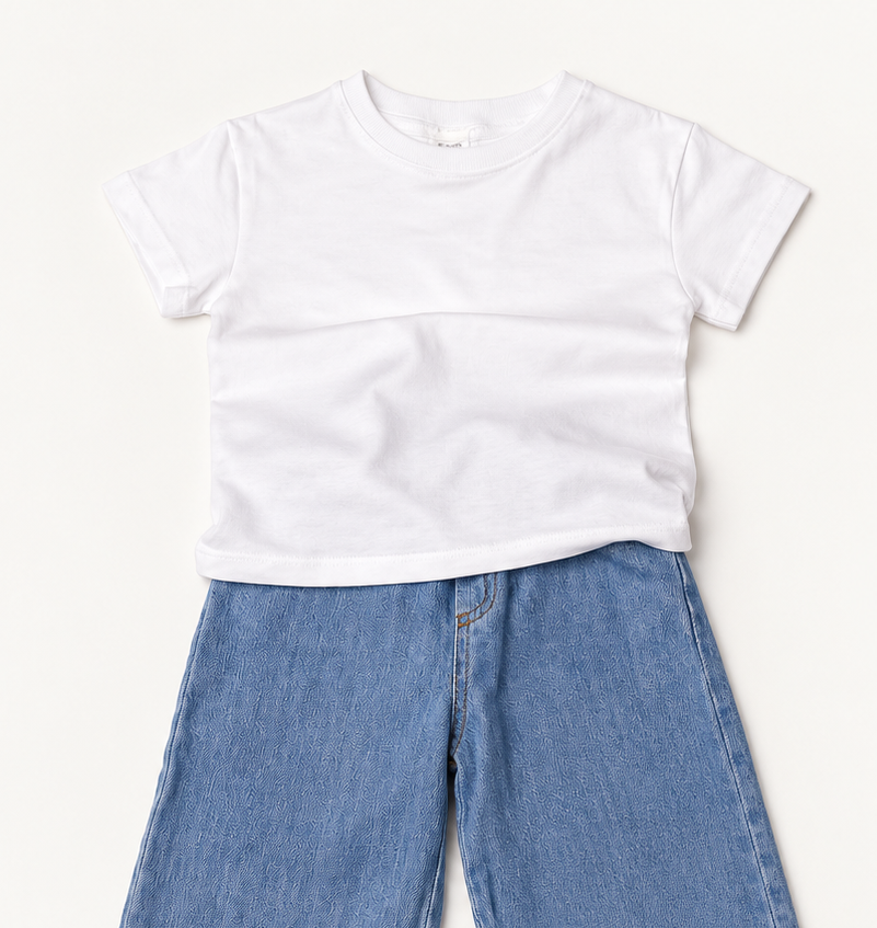 Tricou